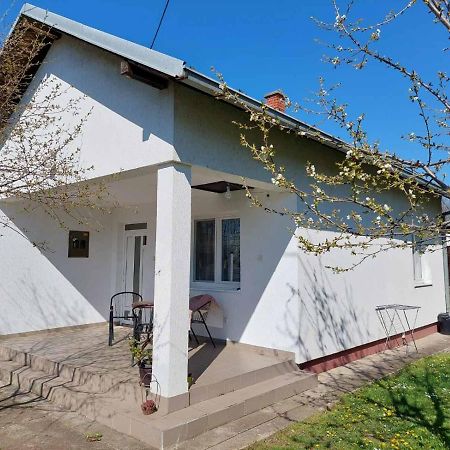 Apartman Dijelovi Bijeljina Extérieur photo